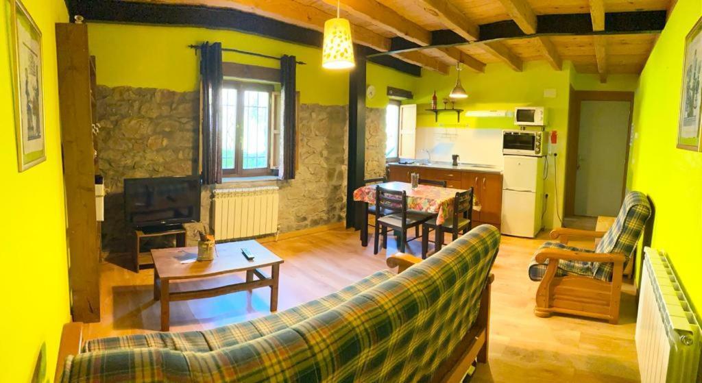 Alojamientos Casa San Apartamentos Besande Εξωτερικό φωτογραφία